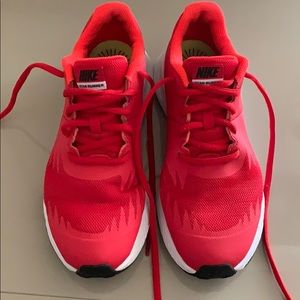 Nike running shoes Star Runner